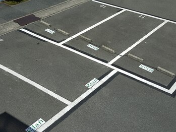 リラクゼーション エラン/駐車場はNo8～No12