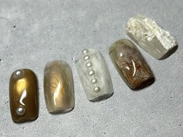 個性派ニュアンスネイル