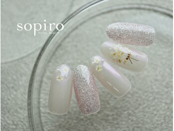 ネイルトータルビューティー ソピーロ(sopiro)/Monthly Design