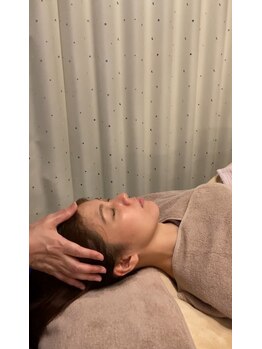 プトゥリ(Putri)の写真/【先着30名】ドライヘッドスパをご予約いただいたお客様へ「ハンドマッサージ」をプレゼントいたします。