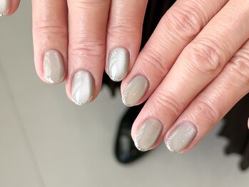 ワンアンドオンリー(One&Only)/マグネットネイル×ラメライン