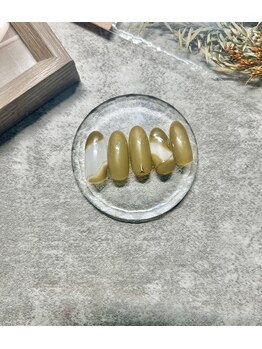 変形フレンチネイル