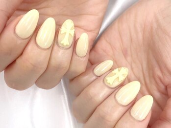 エスネイル 新宿西口店(es NAIL)の写真/有名人御用達の人気ネイルサロン★豊富なカラーとパーツで最先端の指先に！持ち込み等どんなデザインもOK♪
