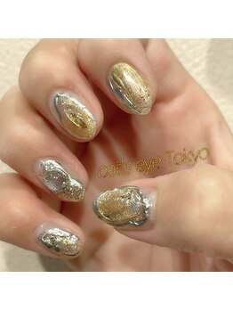 キャッツアイ東京 新宿店(Cat's eye TOKYO)/ゴールド×シルバー