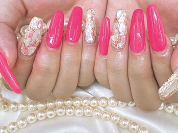 ハニービービー(Honey Bee Bee)/シェルネオンピンクネイル