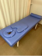 まえの整体院/施術ベッド