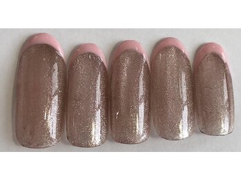 ヘアーアンドネイル ルシア(Hair&Nail Lucia)/マグネット