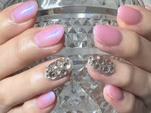 ネイルサロン アール(Nailsalon R)/ビジュー敷き詰めネイル