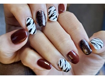 マムネイル 原宿本店(MOM NAIL)/