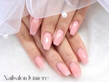 リュミエール(Lumiere)/桃色チークネイル