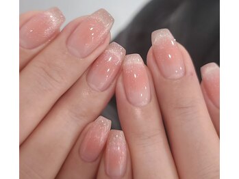 ラジュルネ(nail&eyelash La journee)の写真/三宮最安級！10時から20時の営業で仕事帰りも◎短時間×美フォルムで、指先から肌を明るく美しく彩ります。