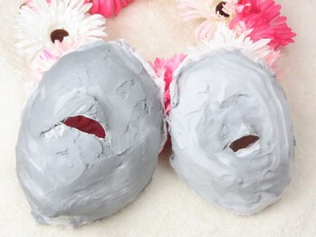 レオティアラ(REOTIARA)/備長炭石膏パック小顔コリンパ