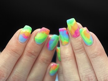2M ネイル アトリエ(2M NAIL ATELIER)/ネオン ウォーターマーブル
