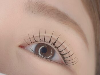 ウルム 川越店(Ulum)の写真/【垢抜けまつ毛メニューに束感は必須☆】カウンセリングでまつ毛の生え方やクセを見極め、理想の目元へ♪