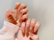 シベル(Ci belle)/シアーベージュ/ラメmixネイル