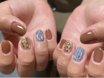 カーティシーネイルズ(curtisii NAILS)の写真/環境に縛られず、自分の感性でネイルを楽しみたい大人女性へ。暦10年以上のネイリストが寄り添う