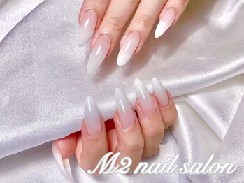 エムズ ネイルサロン(M2)/シアーホワイトグラデーション