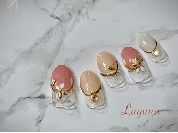 ラグウナ(Laguna)/フレンチとメタルライン