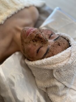 リラ(RILA)/ハーブピーリング