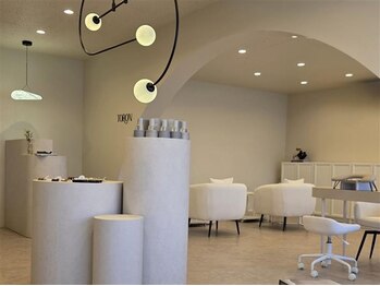 nail salon TORON 《於呂店》の写真/お仕事でネイルができない方にも!頑張るあなたのご褒美にネイルケアを♪キレイな指先で清潔感UP★