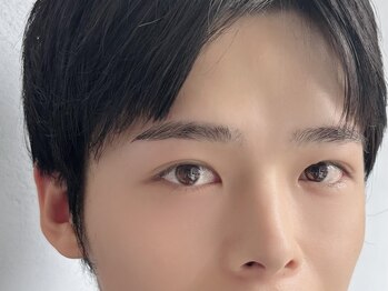 yomu eyenail/メンズ眉毛