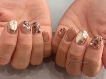 シー(SHE)/レオパードネイル