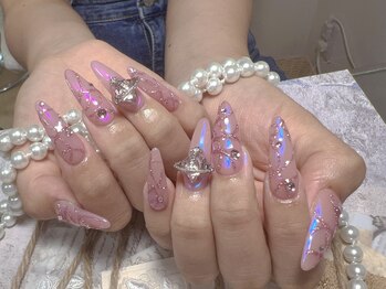 モアネイル 新宿/