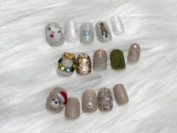 ネイルメゾン 梅田(NAIL MAISON)の写真/★HAND★クリスマスコース¥8550♪クリスマスに向けて可愛いイベントネイルしませんか？［梅田］