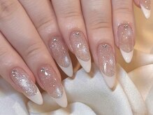ブラソンネイル(Blossom nail)/きらり白フレンチマグ
