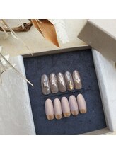 リス(Lys.)/アシメネイル￥８９００