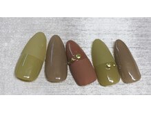 エフ(F)/ハーフマットネイル