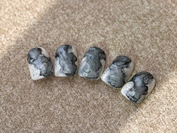 アシメデザイン ¥4980