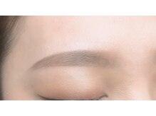 アイブロウサロン ミラ(Eyebrow Salon Mira)/太めの平行眉に！