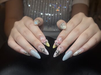 ティーナインワンネイル 名古屋太閤通店(T.91Nails)の写真/【10本つけ放題メニュー有】注目のブランド風パーツや、ちゅるんとしたワンホン系パーツを多数ご用意！