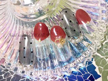 ネイルサロン カラーエイト(Nailsalon COLOR.8)/ドットネイル