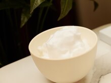 ルボヌール(Le Bonheur)/ミネラル配合の泡パック