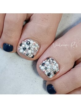 アールズ 用賀店(R's)/親指ビジューFOOT