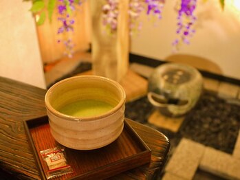 サンリラクゼーション 本厚木店/お抹茶を飲みながらアドバイス。