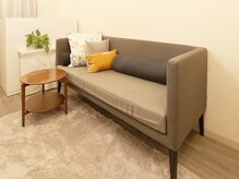 ヌー(Nu.)/お迎えはこちらのスペースで♪