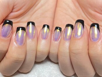 メイヴン(Maven)/オーロラフレンチネイル