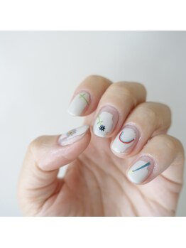 イロ ネイル(ilo nail)の写真/（ショートネイル派さんでもオシャレに◎》丸爪さんやチビ爪さんでも周りと差がつく可愛いアートネイルを★