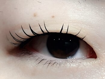 チュリップサカエ(Tulipe sakae)/まつげパーマの施術