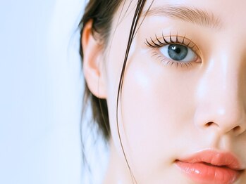 ミュー(professional beauty salon MYU)の写真/秒速硬化!!圧倒的持続力の次世代マツエク★LEDエクステ導入!!汗や水にも強く綺麗な仕上がりを長時間Keep◎