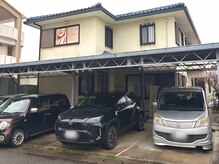 オト(oto)の雰囲気（店舗前に屋根付き駐車場あり◎）