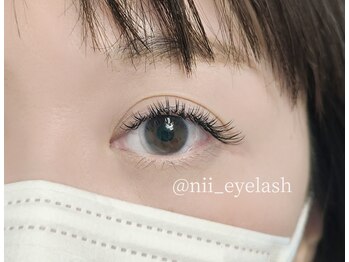 ニイアイラッシュ(Nii. eyelash)/