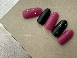 キラキラピンク×ネイビーネイル