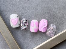 つめノさき/ぷっくりハートネイル