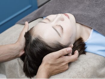 ヴィーライン 新横浜院(VeLine)の写真/【22時まで営業】デスクワークやスマホ操作による首肩の疲れや眼精疲労に◎現代社会のよくある不調を解決!!