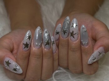 アビス(Abyss)/手描きy2kネイル