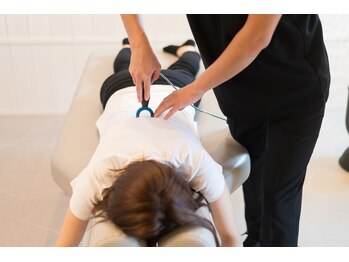 あるある整骨院アンドビューティー/姿勢調整で身体スッキリ